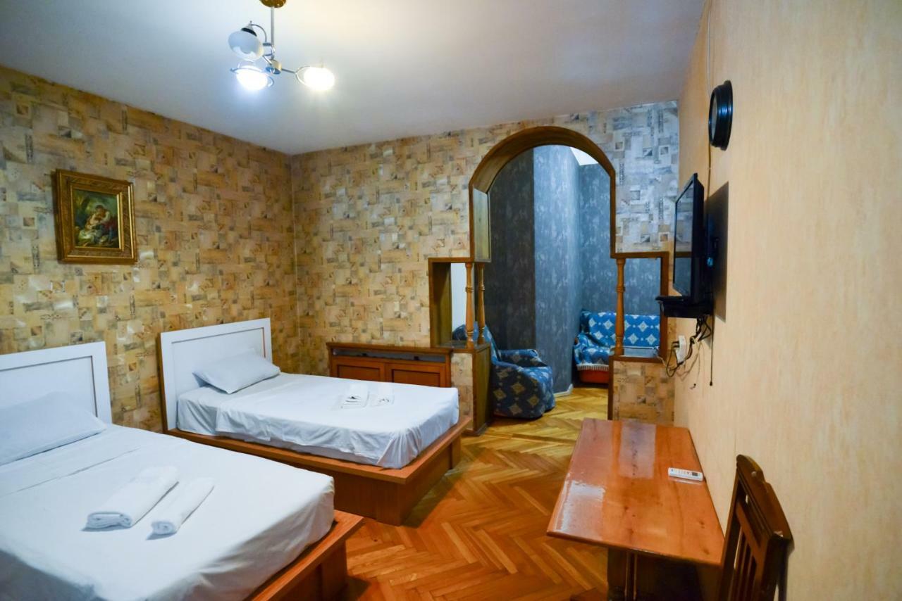 Shin Hotel Akhaltsikhe  Quarto foto